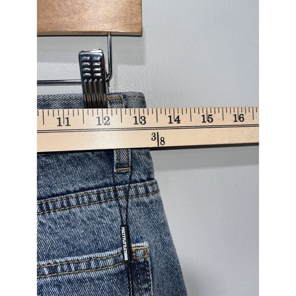 Vintage PrettyLittleThing High-Waist Distressed Blue Denim, Size‎ 4 - Picture 3 of 11